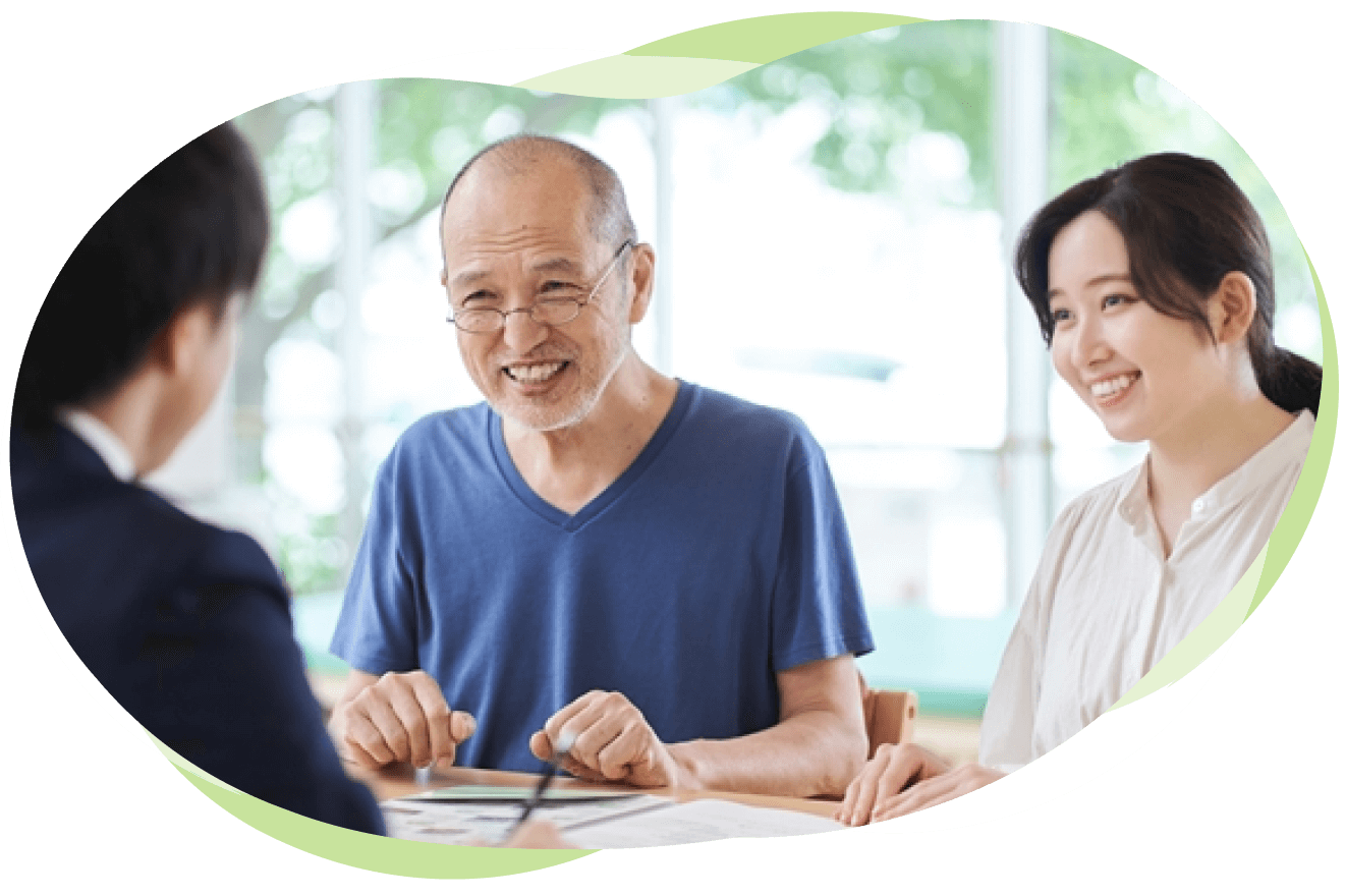 相続・遺言に精通した専門家が話すイメージ画像